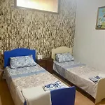 Hostel Art &