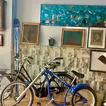 Art &